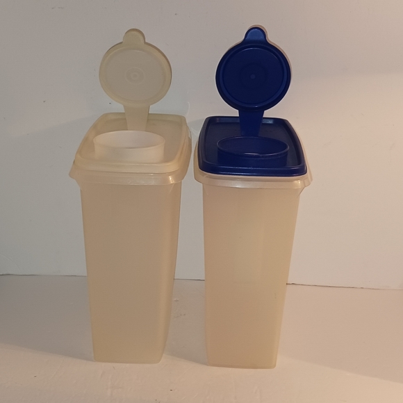 Tupperware Modular Mates 13 C Cereal Keeper with Pour All Seals (2), Vintage (?) - Picture 2 of 6